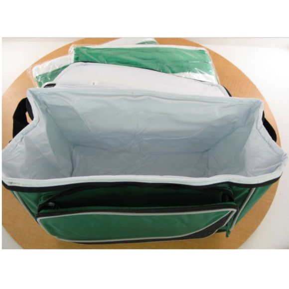 New 12 Pack Cooler and 2 Beach Towels - Picture 2 of 4